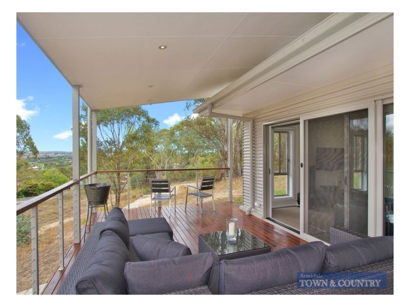 14 Illallangi Close, Armidale NSW 2350