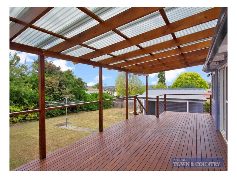 7 Faulkner Street, Armidale NSW 2350