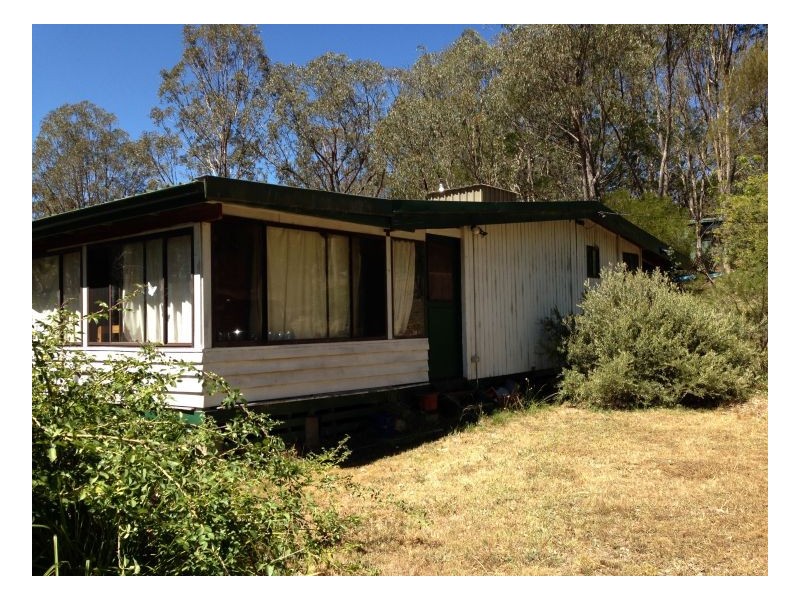 46 Tabulum Road, Armidale NSW 2350