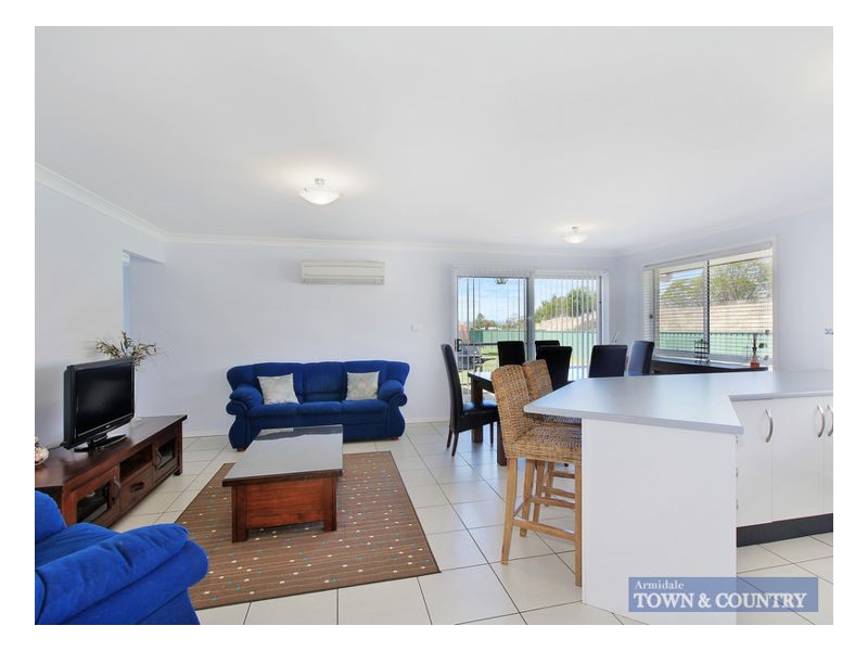 6 Netherton Park Avenue, Armidale NSW 2350