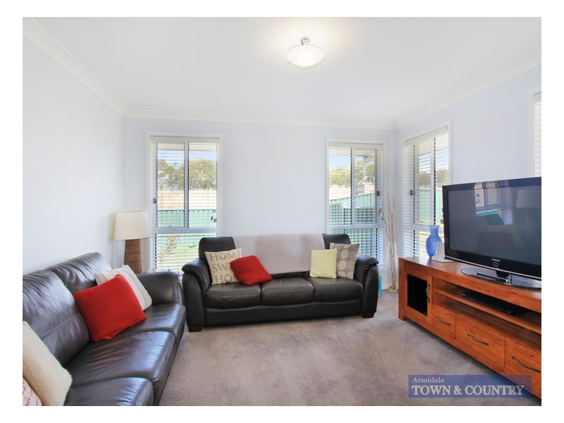 6 Netherton Park Avenue, Armidale NSW 2350