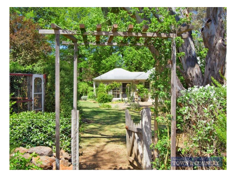 4-6 Edgar Street, Armidale NSW 2350