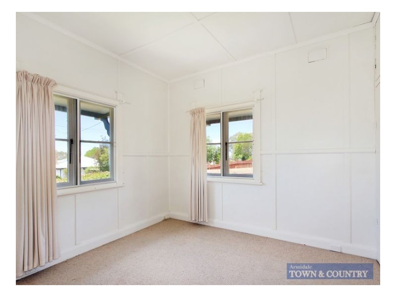 32 Dangar Street, Armidale NSW 2350