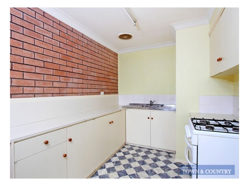 2/20 Drummond Avenue, Armidale NSW 2350