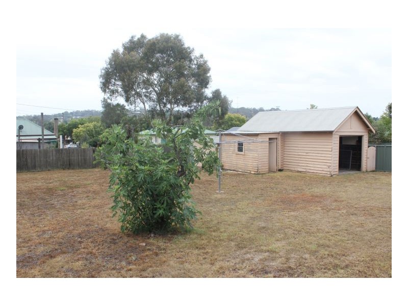 11 Brewery Lane, Armidale NSW 2350