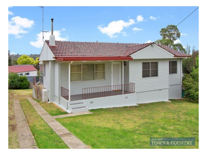 7 Wilson Avenue, Armidale NSW 2350
