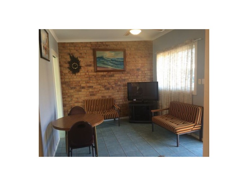 9 Black Prince Drive, Lightning Ridge NSW 2834