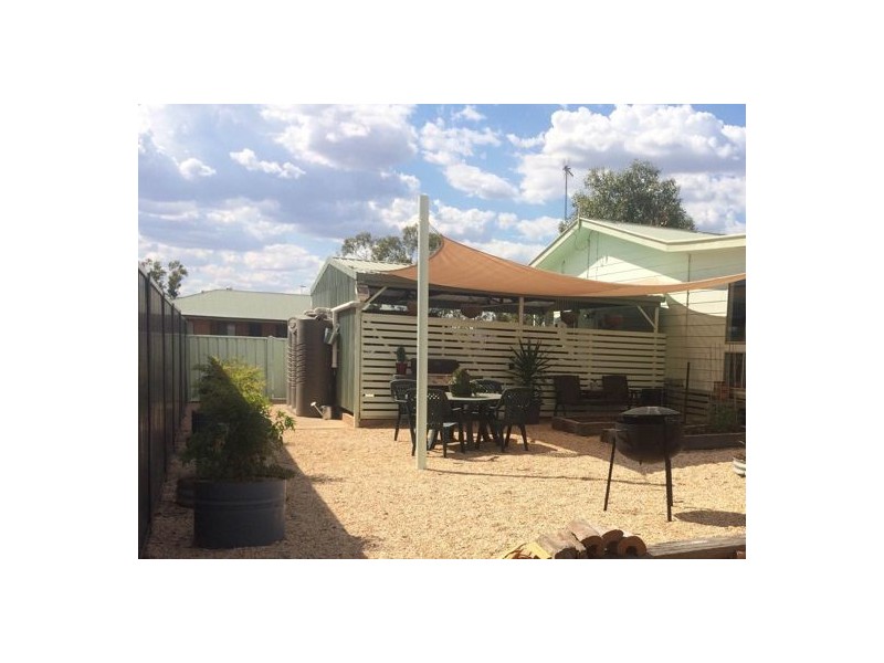 19 Fantasia Street, Lightning Ridge NSW 2834