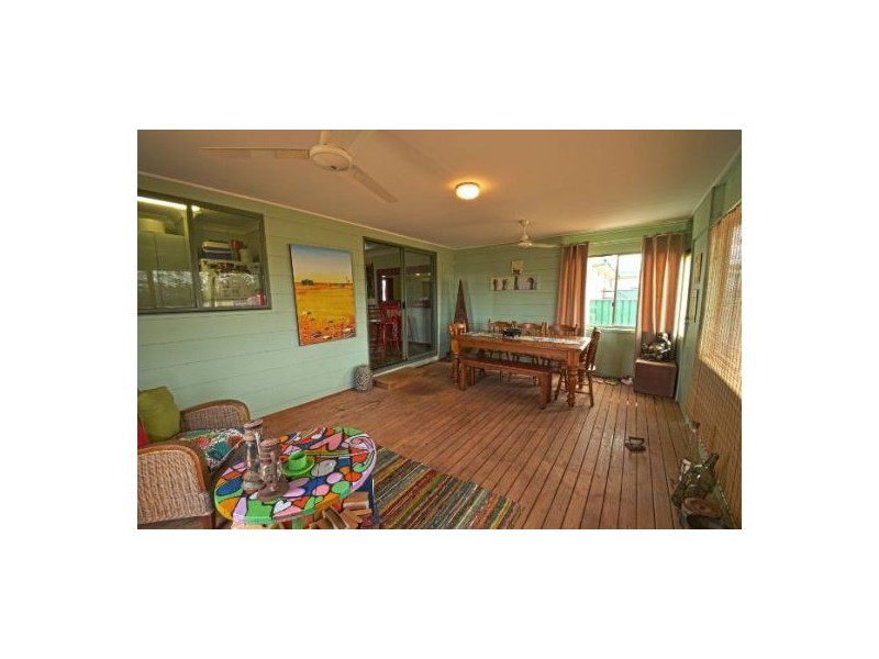 19 Fantasia Street, Lightning Ridge NSW 2834