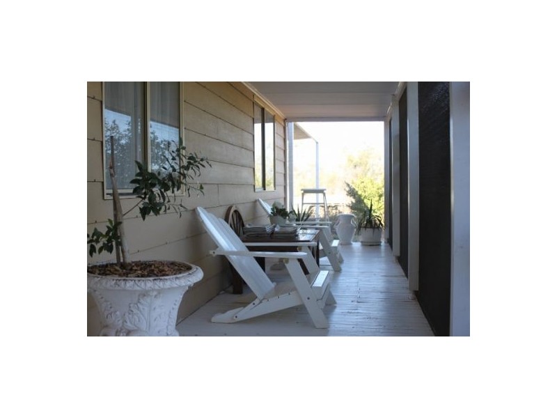 “Weetalibah Watering Hole” Angledool Road, Lightning Ridge NSW 2834