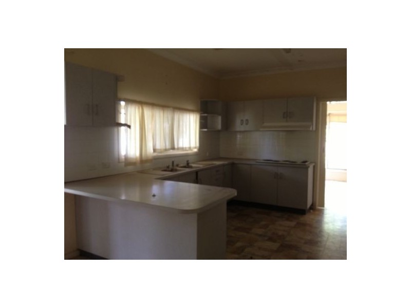 17 Gilbert Street, Walgett NSW 2832