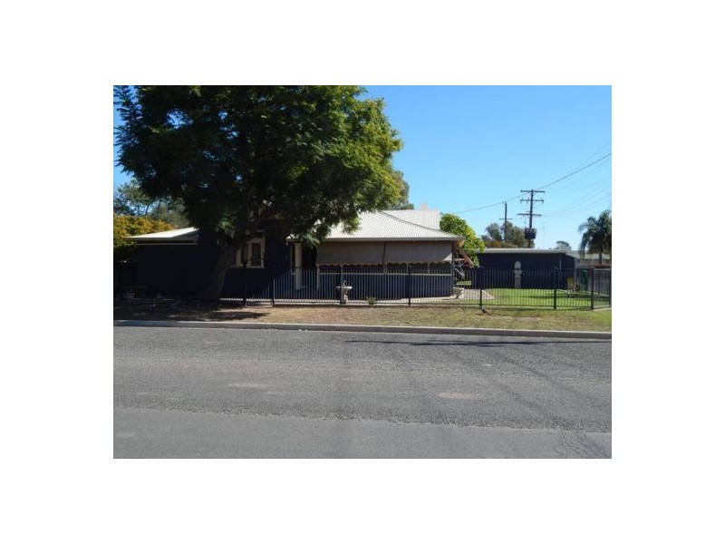 24 Pitt Street, Walgett NSW 2832