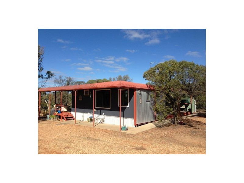 “Bagala” WLL 16180 and 16181, Lightning Ridge NSW 2834