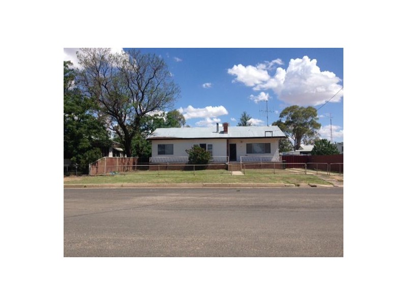 13 Euroka Street, Walgett NSW 2832