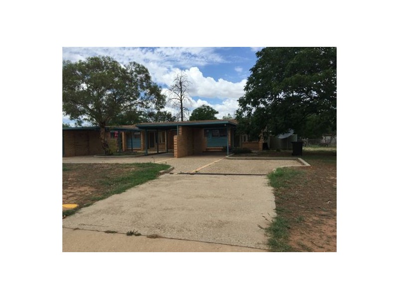 2 Matrix Street, Lightning Ridge NSW 2834