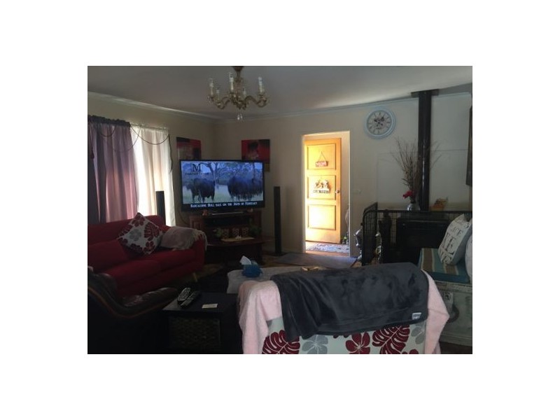 38 Butterfly Avenue, Lightning Ridge NSW 2834