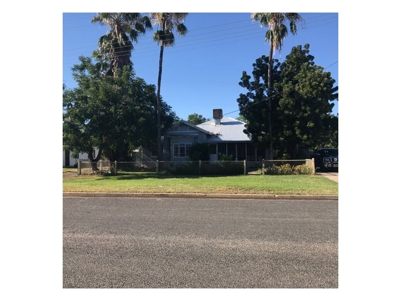 52 Warrena Street, Walgett NSW 2832