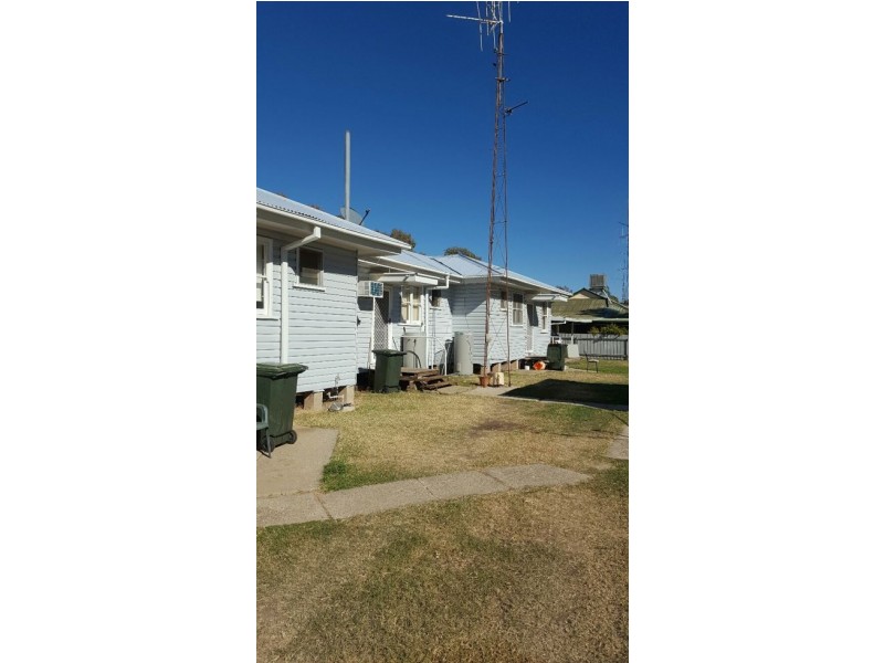 Unit 1,2 & 3 32 Euroka Street, Walgett NSW 2832