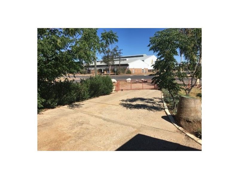 58 Pandora Street, Lightning Ridge NSW 2834