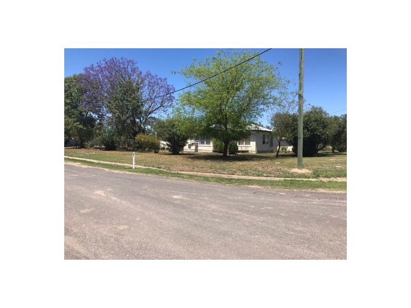 38 Earl Street, Collarenebri NSW 2833