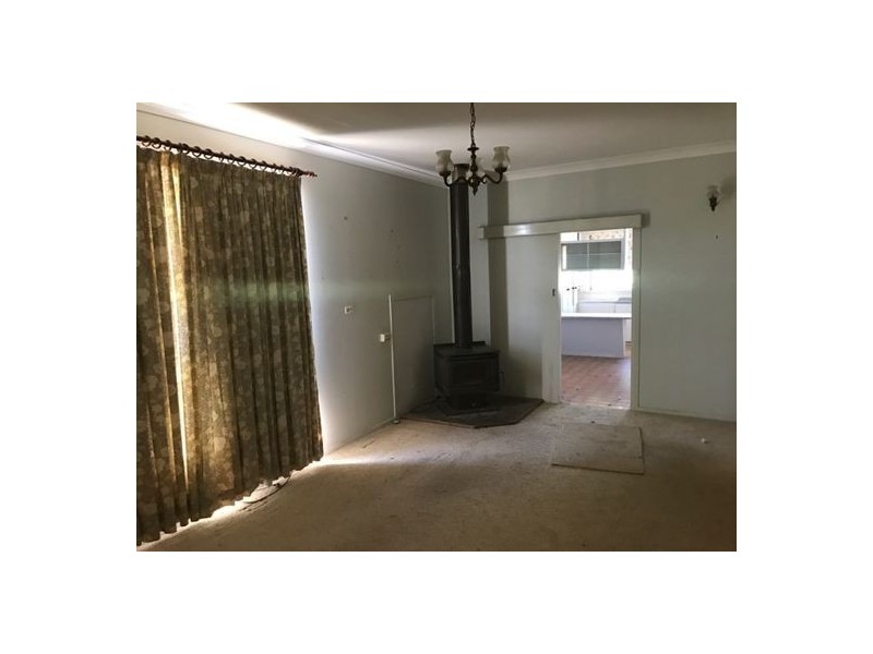 38 Earl Street, Collarenebri NSW 2833