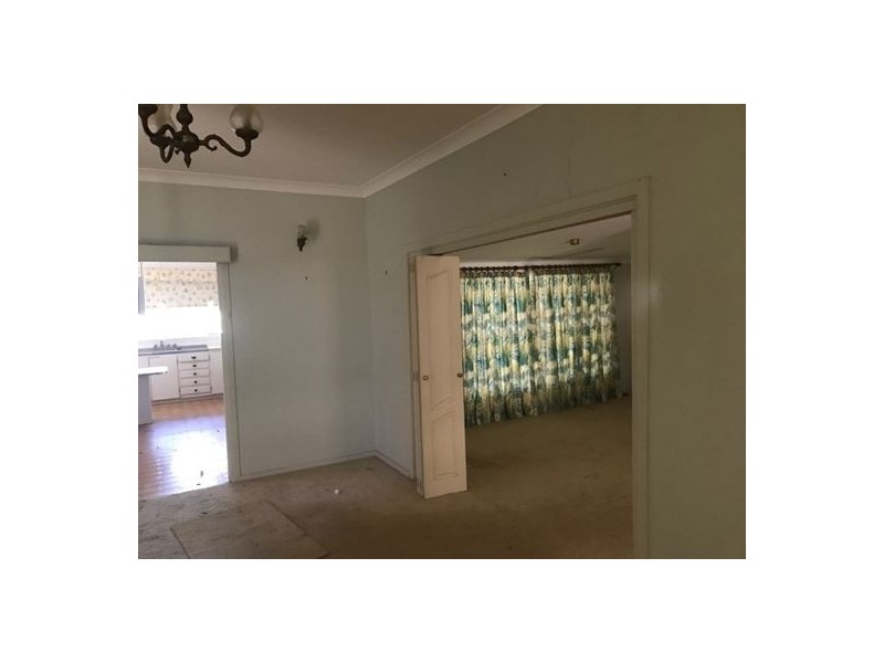 38 Earl Street, Collarenebri NSW 2833