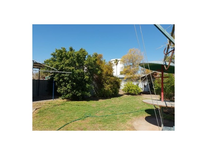 11 Ritchie Street, Walgett NSW 2832