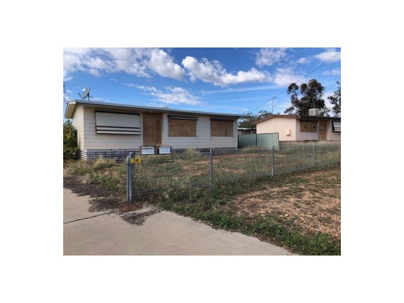 38 Black Prince Drive, Lightning Ridge NSW 2834
