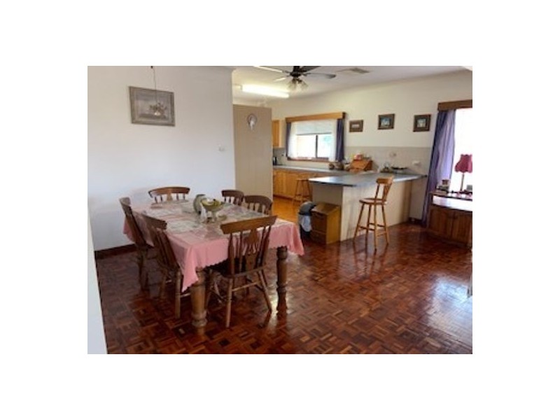 24 Walgett Street, Cumborah NSW 2832