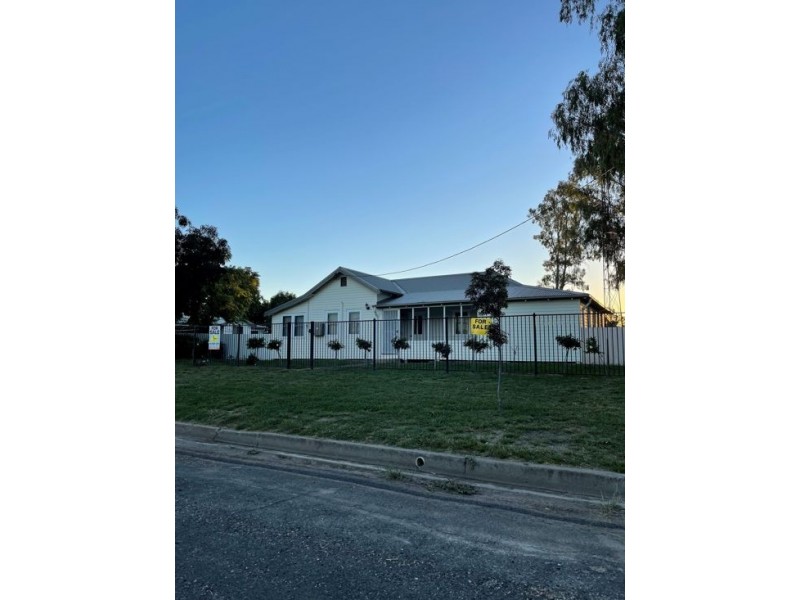 12 Namoi Street, Walgett NSW 2832