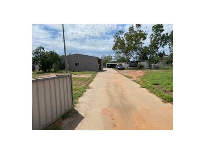 12 Potch Street, Lightning Ridge NSW 2834