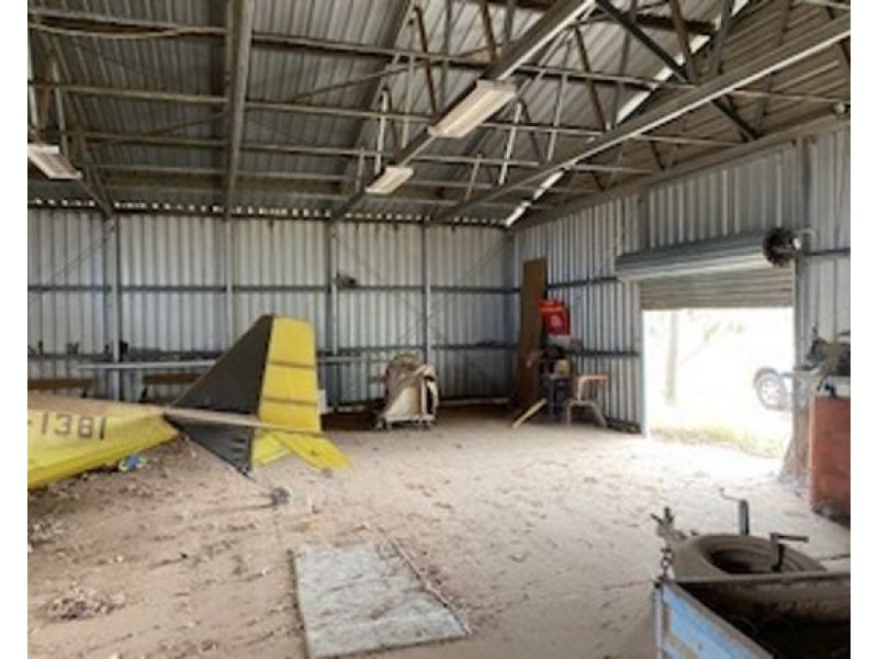 Hangar 3 Fred Reece Way, Lightning Ridge NSW 2834