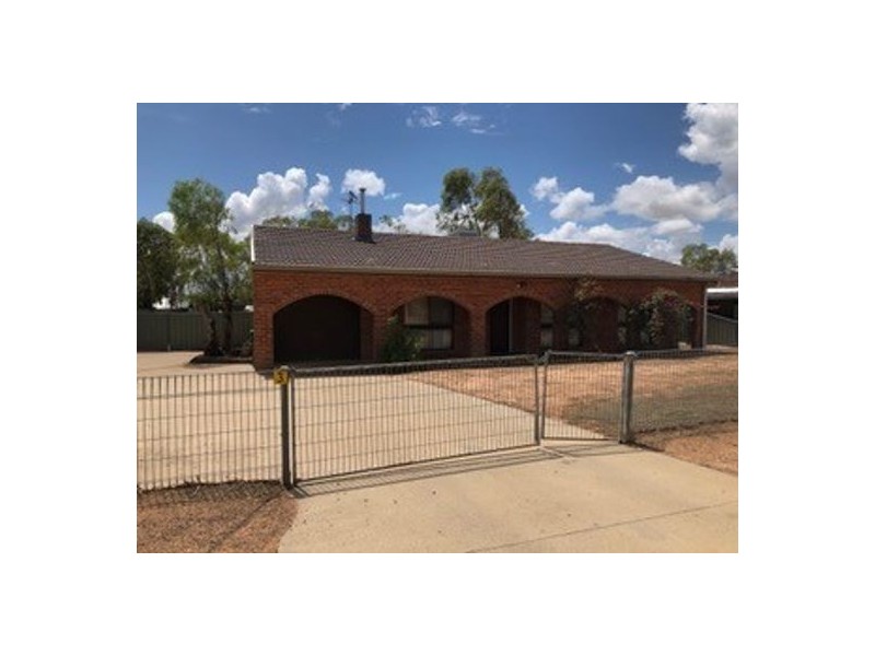3 Red Robin Street, Lightning Ridge NSW 2834