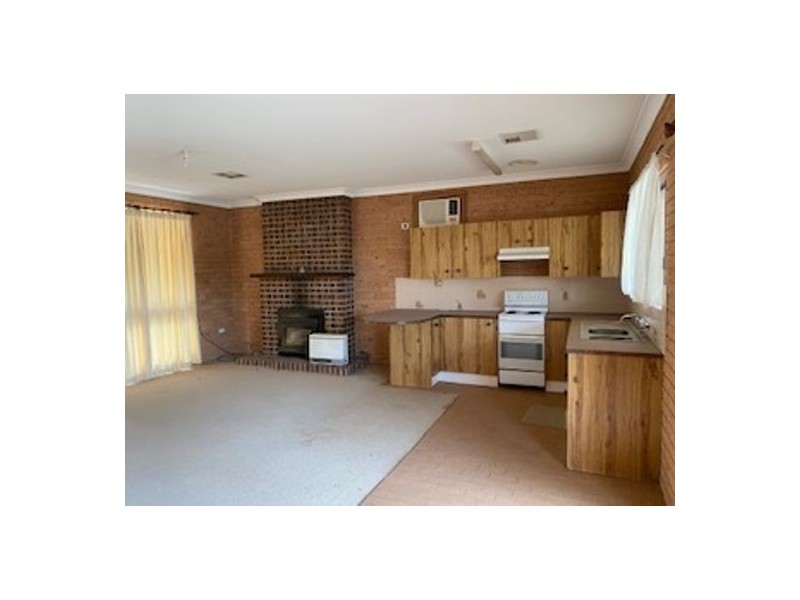 3 Red Robin Street, Lightning Ridge NSW 2834