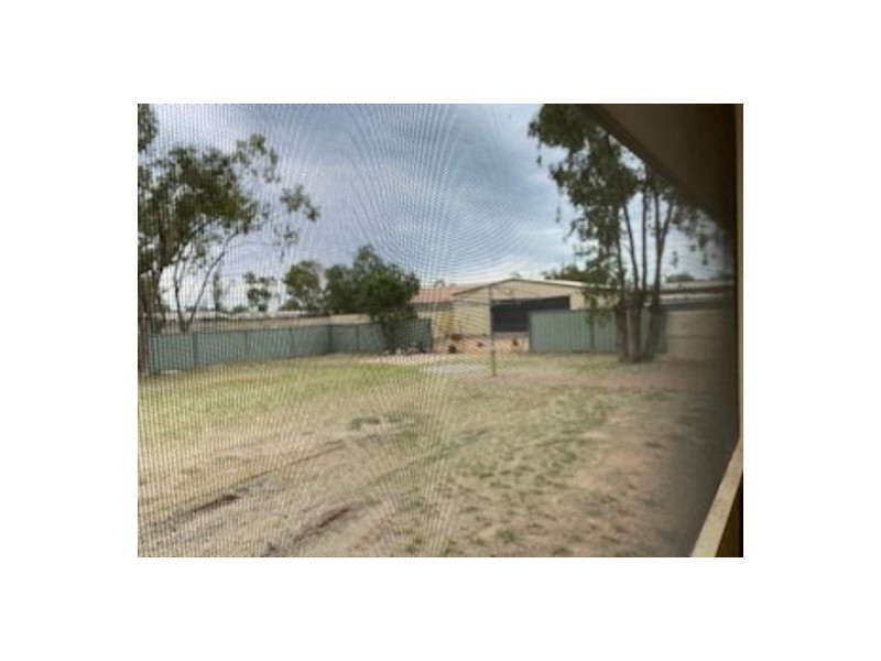 3 Red Robin Street, Lightning Ridge NSW 2834
