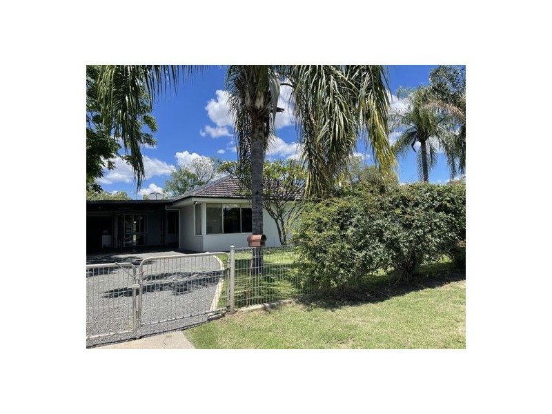 21 Euroka Street, Walgett NSW 2832