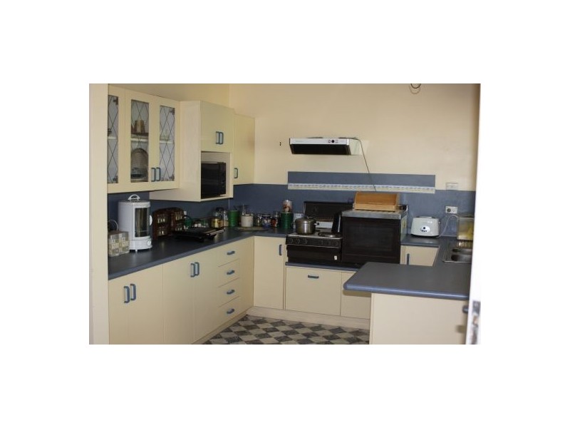 17 Brilliant, Lightning Ridge NSW 2834