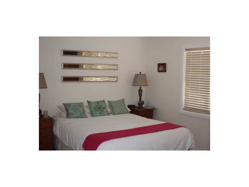 33 Nettleton Drive, Lightning Ridge NSW 2834