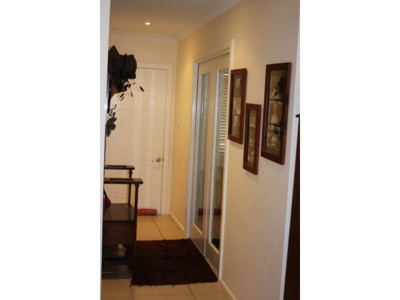 33 Nettleton Drive, Lightning Ridge NSW 2834