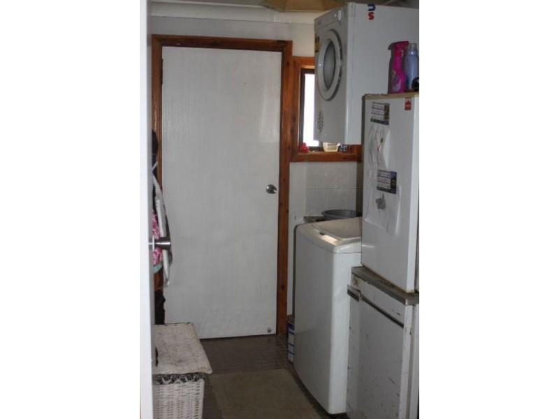 33 Nettleton Drive, Lightning Ridge NSW 2834