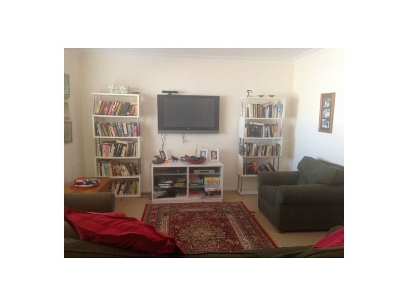 33 Nettleton Drive, Lightning Ridge NSW 2834