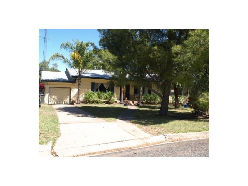 20 Gilbert Street, Walgett NSW 2832