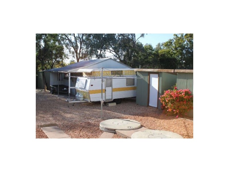 27 Nettleton Drive, Lightning Ridge NSW 2834