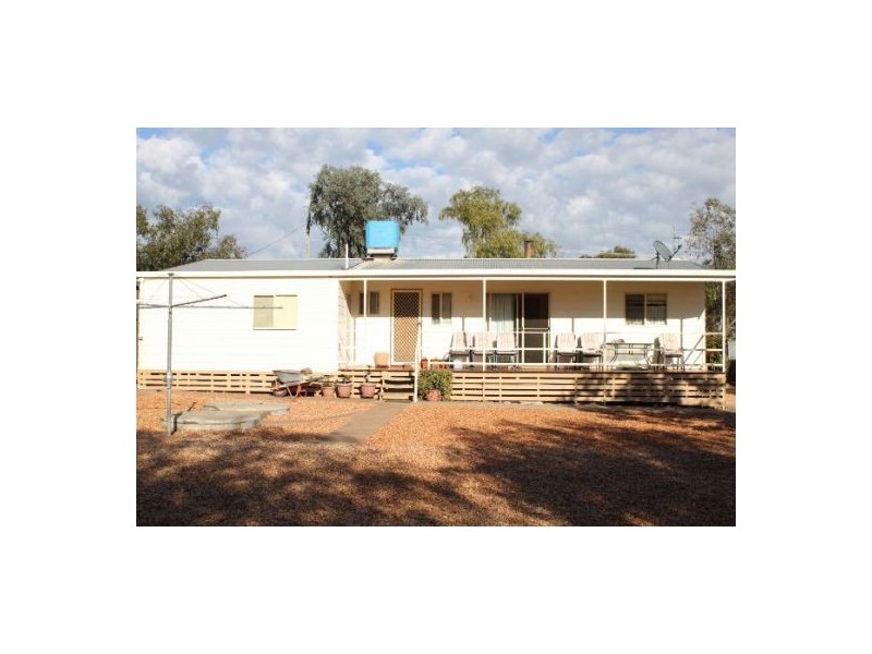 27 Nettleton Drive, Lightning Ridge NSW 2834