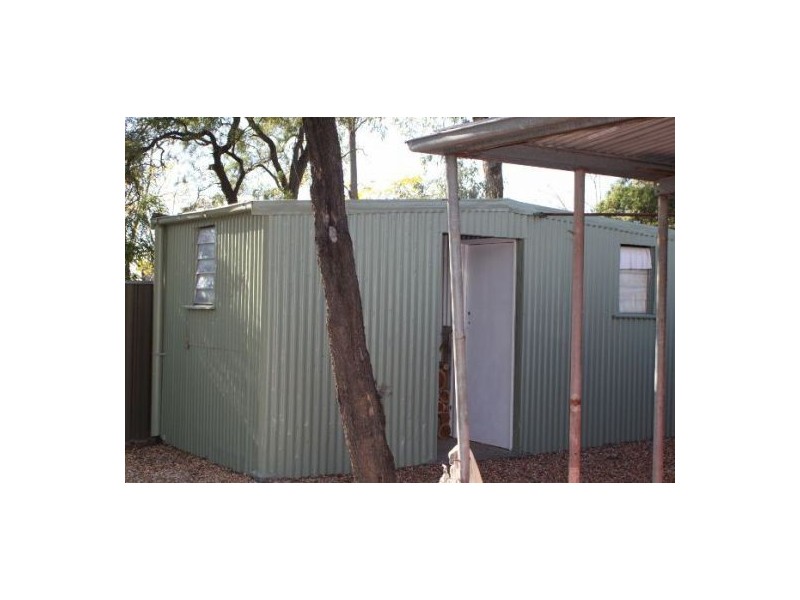 27 Nettleton Drive, Lightning Ridge NSW 2834