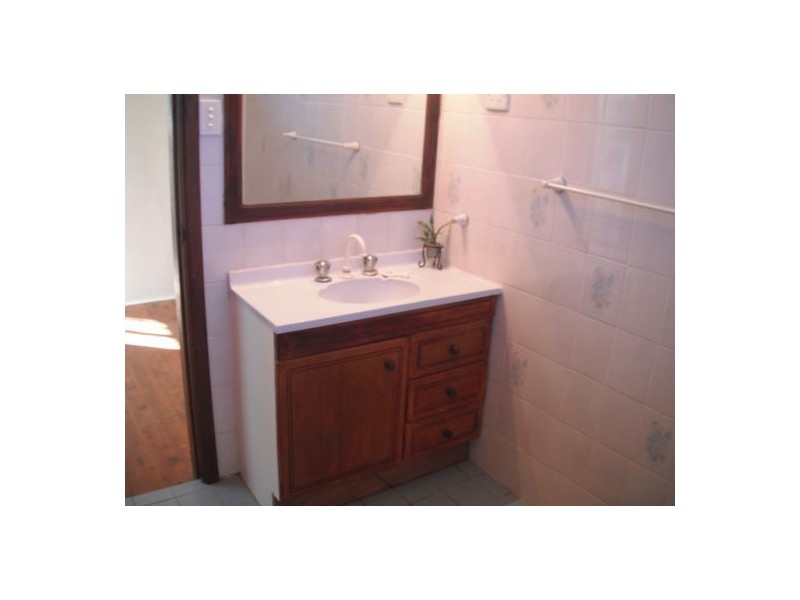 10 Peel Street, Walgett NSW 2832