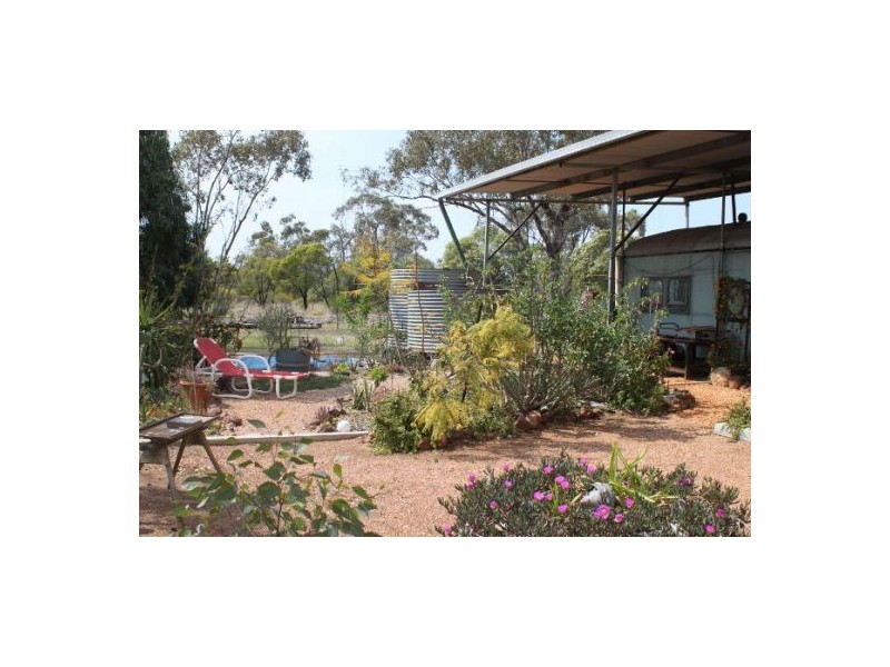 3 Mile Road, Lightning Ridge NSW 2834