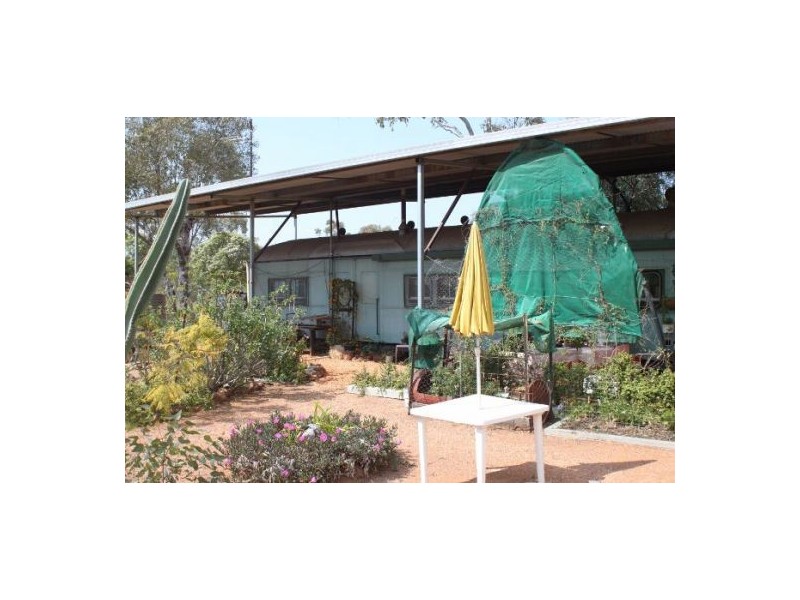 3 Mile Road, Lightning Ridge NSW 2834