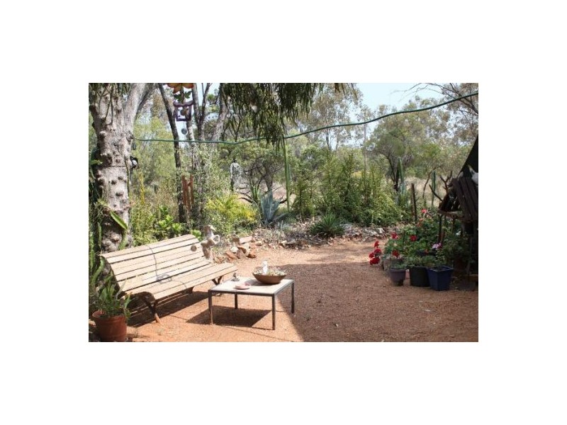 3 Mile Road, Lightning Ridge NSW 2834