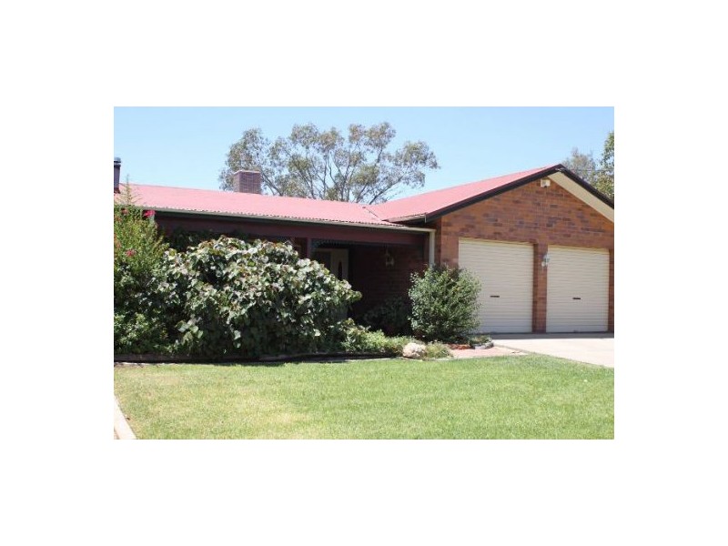 12 Black Prince Drive, Lightning Ridge NSW 2834